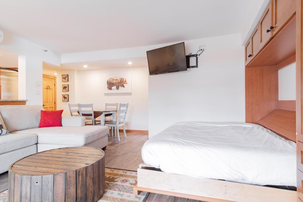 Carleton Lodge By Outpost Whistler Eksteriør billede